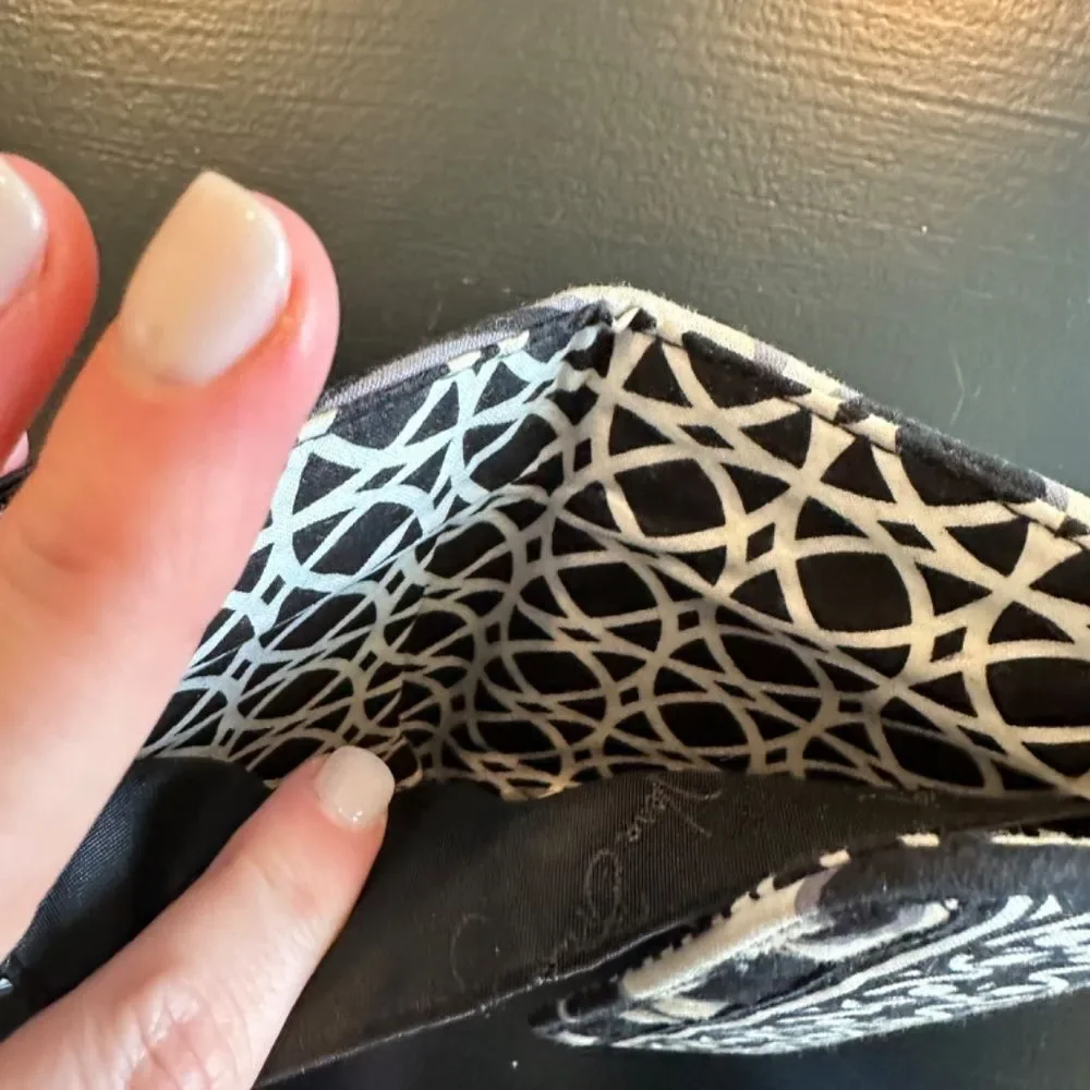 Vera Bradley Black & White Day & Night Pattern Floral Tri-Fold Wallet - EUC - Picture 7 of 8